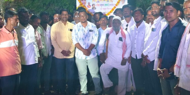 Solapur : वडवळ येथे वंचित बहुजन आघाडीच्या शाखेचे उद्घाटन