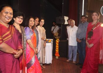 'किन्नर माँ' संस्थेचा ११ वा वर्धापन दिन उत्साहात साजरा; ॲड. प्रकाश आंबेडकर यांची प्रमुख उपस्थिती