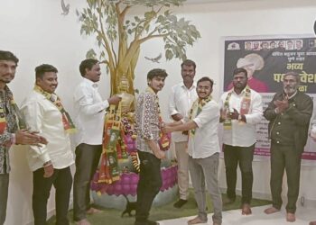 Pune : कोथरूडमधील युवा कार्यकर्त्यांचा वंचित बहुजन युवा आघाडीत उत्साहात प्रवेश!