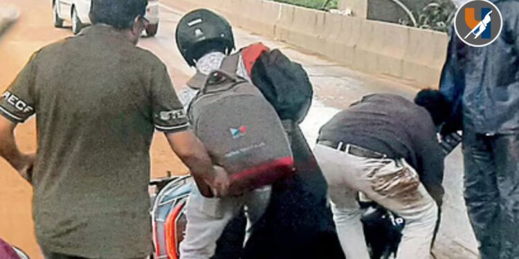 Pune Metro Negligence : पुणे मेट्रोच्या नियोजनशून्य कामामुळे पिंपरीत १६ दुचाकीचालक जखमी