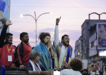 अकोल्यात भव्य धम्म मेळावा; सुजात आंबेडकर यांचे जोरदार स्वागत