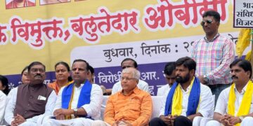 आरक्षण धोक्यात! ओबीसी आरक्षणाच्या समर्थनार्थ नांदेडमध्ये एल्गार; खाजगीकरणामुळे शिक्षण-नोकरीतील आरक्षणावर आघात – ॲड. प्रकाश आंबेडकर