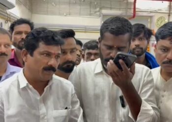 अहमदनगरमध्ये मातंग समाजाच्या तरुणाला अमानुष मारहाण ; हात-पाय मोडले, शरीरावर लघुशंका आरोपींवर ‘मकोका’ लावण्याची ॲड. प्रकाश आंबेडकरांची मागणी