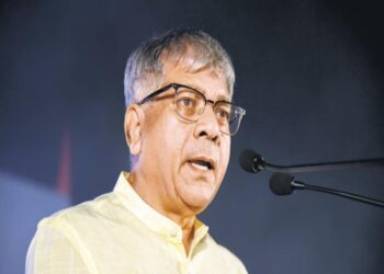 Crime : रायबरेलीत चोरीच्या संशयावरून दलित तरुणाची जमावाकडून हत्या; ॲड. आंबेडकरांची तीव्र प्रतिक्रिया