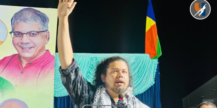 नांदेडमध्ये 'स्वाभिमानी निर्धार मेळावा' उत्साहात; सुजात आंबेडकरांच्या उपस्थितीत युवकांचा 'वंचित'मध्ये प्रवेश!