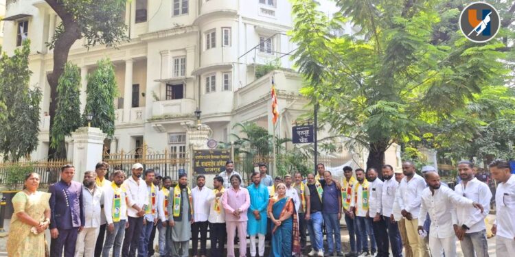 नाशिक जिल्ह्यातील आदिवासी, मुस्लिम कार्यकर्त्यांचा वंचित बहुजन आघाडीत प्रवेश