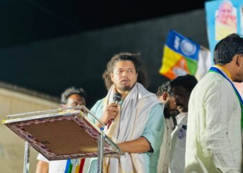 जनतेच्या प्रश्नांसाठी लढणार: कारंजा येथील सभेत सुजात आंबेडकरांचे मतदारांना आवाहन