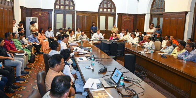 वंचितच्या इशाऱ्यानंतर बीएमसी आयुक्तांची अधिकाऱ्यांना विशेष सूचना..!