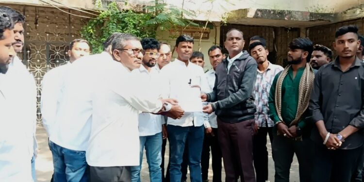 अल्पवयीन बालिकेवर लैंगिक अत्याचार करून हत्या; आरोपीला त्वरित फाशी द्या – वंचित बहुजन आघाडीचे आंदोलन