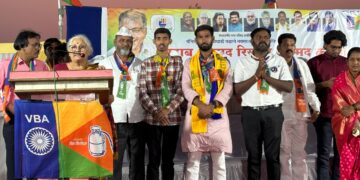 गॅस सिलेंडर’ला प्रचंड बहुमताने विजयी करा: अंजलीताई आंबेडकर यांचे मंगळवेढ्यातून आवाहन! मतदारांचा उत्स्फूर्त प्रतिसाद