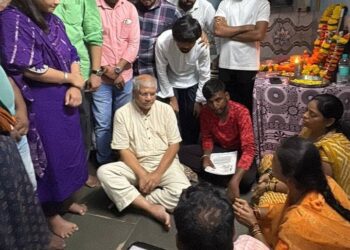 शहीद अग्निवीर मुरली नाईक यांच्या कुटुंबाच्यावतीने अॅड. प्रकाश आंबेडकर यांची उच्च न्यायालयात याचिका दाखल; अग्निवीर कुटुंबांना समान हक्कांची मागणी!