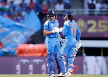 India Women vs South Africa : मानधना-शफालीचा धमाका: वर्ल्ड कप फायनलमध्ये ऐतिहासिक शतकी सलामी!