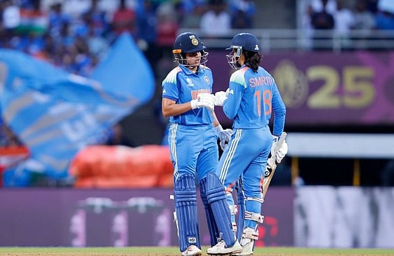 India Women vs South Africa : मानधना-शफालीचा धमाका: वर्ल्ड कप फायनलमध्ये ऐतिहासिक शतकी सलामी!