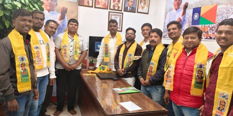 Pune: येरवड्यातील युवा कार्यकर्त्यांचा वंचित बहुजन युवा आघाडीत प्रवेश