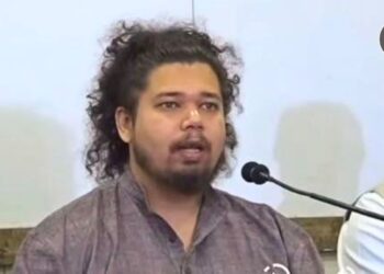 ‎’लोकशाहीची खिल्ली उडवली जात आहे’, ‘शेतकऱ्यांकडे दुर्लक्ष’ : सुजात आंबेडकरांचा आरएसएस, सरकारवर हल्लाबोल !‎‎