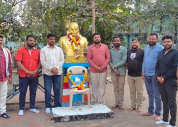 शहीद सोमनाथ सूर्यवंशी यांना वंचित बहुजन युवा आघाडीच्या वतीने विनम्र अभिवादन