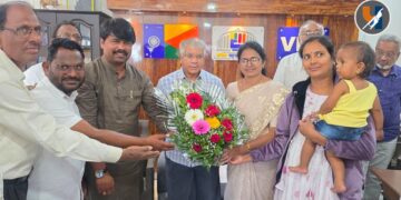 यवतमाळच्या विजयी नगरसेवकांनी घेतली ॲड. बाळासाहेब आंबेडकर यांची भेट