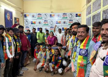 मनसेला मोठा झटका! औरंगाबादमध्ये मनसे कार्यकर्त्यांचा वंचितमध्ये जाहीर प्रवेश