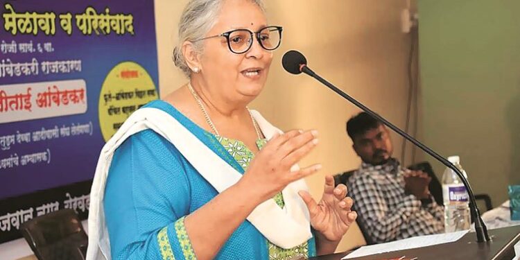 प्रा. अंजली आंबेडकर यांचे स्त्री मुक्तीवर मार्गदर्शन; पुण्यात महत्त्वपूर्ण परिषद