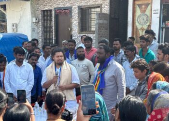 महू नगर, राहुल नगरमध्ये सुजात आंबेडकरांचा झंझावती दौरा; ‘वंचित’च्या उमेदवारांसाठी प्रत्यक्ष जनसंवाद