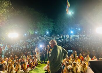 अकोल्यात बाळासाहेब आंबेडकरांचा झंझावात; प्रभाग १८ मध्ये जाहीर सभेला प्रचंड गर्दी!