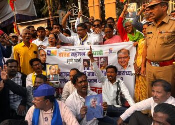 महापुरुषांचा अवमान सहन करणार नाही! गिरीश महाजनांविरोधात पुणे पोलिसांत तक्रार दाखल