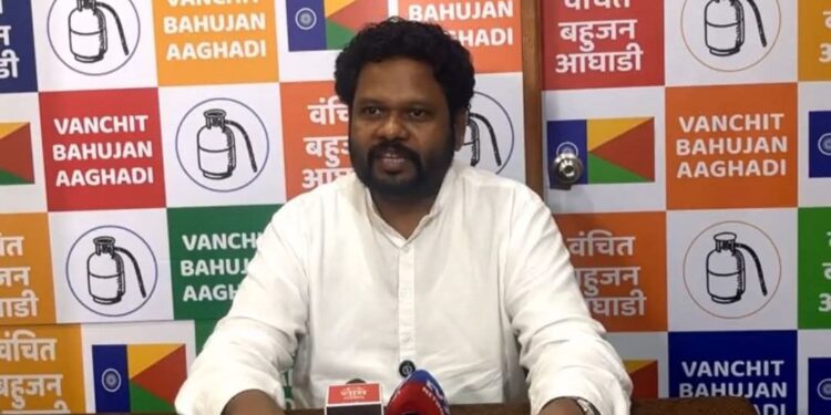 काँग्रेसच्या निष्काळजीपणामुळे मुंबईत वंचितला फटका; सिद्धार्थ मोकळे