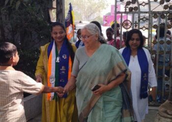 मुंबई महापालिका निवडणूक: आरोग्य, शिक्षण आणि रोजगारासाठी 'वंचित'ला साथ द्या; मुंबईत प्रा. अंजलीताई आंबेडकरांचा एल्गार