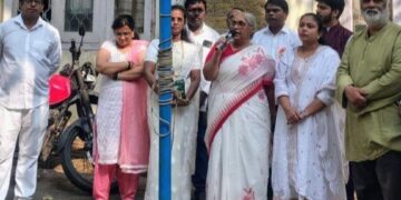 वंचित बहुजन आघाडीच्या केंद्रीय कार्यालयात ७६ वा प्रजासत्ताक दिन उत्साहात साजरा; प्रदेशाध्यक्ष रेखाताई ठाकूर यांच्या हस्ते ध्वजारोहण