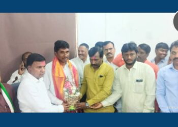 कंधार नगरपालिका: वंचित बहुजन आघाडीच्या गटनेतेपदी नगरसेवक दिलीप देशमुख यांची निवड