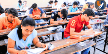 धक्कादायक! नागपूरमध्ये परीक्षेपूर्वीच बारावीचे २ पेपर फुटले, फिजिक्स आणि केमिस्ट्रीचा पेपर व्हॉट्सअॅपवर