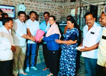 गवंडी काम करणाऱ्या मजुराची मुलगी प्रज्ञा इंगळेची केंद्रीय सशस्त्र पोलीस दलात (ITBP) निवड; वंचित बहुजन आघाडीकडून सत्कार