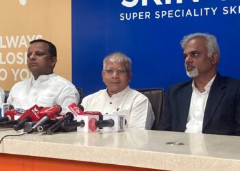 पुण्यात ॲड. प्रकाश आंबेडकर यांची पत्रकार परिषद ; ओबीसी प्रश्नांवर ठाम भूमिका,ओबीसी नेत्यांसह सर्वोच्च न्यायालयाच्या सरन्यायाधीशाला लवकरच भेटणार