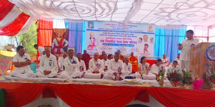 अकोल्यात चक्रवर्ती सम्राट अशोक महान यांची २३३० वी जयंती उत्साहात; समता सैनिक दलाची मानवंदना