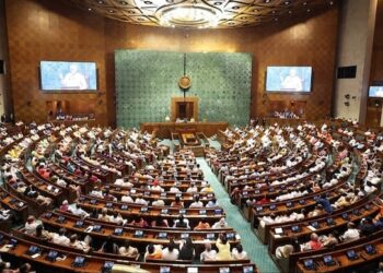 Lok Sabha Seats : लोकसभेत महिला आरक्षणाची नांदी, मतदारसंघांची संख्या थेट 816 वर पोहोचणार