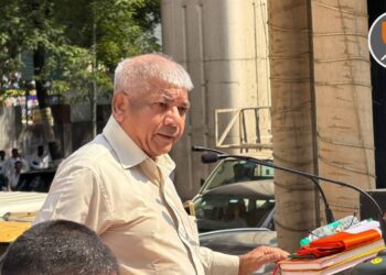 आरएसएस मुख्यालय घेराव ; ॲड. प्रकाश आंबेडकर ने उठाए राफेल और विदेश नीति पर बड़े सवाल