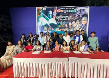 औरंगाबादमध्ये वंचित महिला आघाडीचे स्टेज; महिलांचा उत्स्फूर्त प्रतिसाद