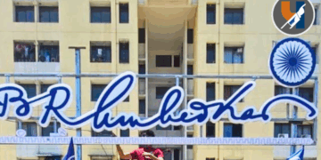 उलवे येथे डॉ. बाबासाहेब आंबेडकरांच्या सहीचा LED बोर्डला विरोध; वंचित बहुजन आघाडीच्या हस्तक्षेपानंतर अखेर लावला बोर्ड!