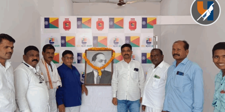 जालन्यात वंचित बहुजन आघाडीच्या वतीने महामानव डॉ. बाबासाहेब आंबेडकर यांच्या जयंती निमित्त अभिवादन!