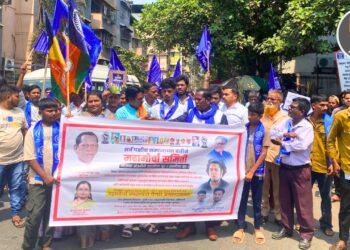 डोंबिवलीत गुन्हेगारीविरोधात वंचित बहुजन आघाडीचा एल्गार; एसीपी कार्यालयावर धडकला भव्य मोर्चा