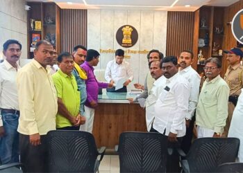 Gas Cylinder Shortage : एलपीजी गॅसचा काळाबाजार करणाऱ्या एजन्सींवर कारवाईची मागणी; वंचित बहुजन आघाडीचा आंदोलनाचा इशारा