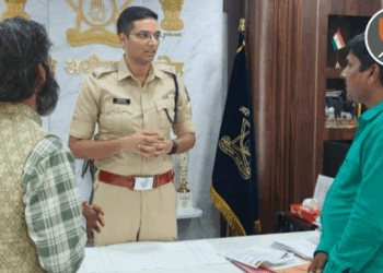 लोहा येथे ३२ वर्षांपासून फडकत असलेला पंचशील ध्वज हटवला; वंचित बहुजन आघाडीचा तीव्र आंदोलनाचा इशारा 