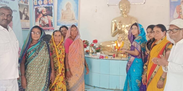 मांडेगाव येथे बुद्ध पौर्णिमा व संस्कार वर्गाचे उत्साहात आयोजन; मीराताई आंबेडकर यांचा वाढदिवस साजरा