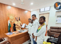 गाढे गव्हाण येथील कथित गावगुंडांवर कारवाईसाठी वंचित बहुजन आघाडीचे  जालना एसपी कार्यालयासमोर धरणे आंदोलन