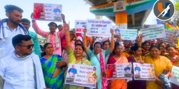 अकोल्यात वाढत्या महागाईविरोधात वंचित बहुजन आघाडीचा एल्गार; जिल्हाधिकारी कार्यालयावर भव्य बैलगाडी मोर्चा