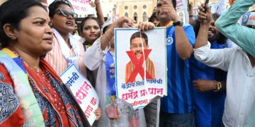 सम्यक विद्यार्थी आंदोलनाचा मंत्रालयावर  ‘विद्यार्थी आक्रोश मोर्चा; पोलिसांचा विद्यार्थ्यांवर बळाचा वापर