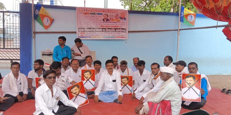 सेवलीला अप्पर तहसील कार्यालय न मिळाल्याने ‘वंचित’ आक्रमक; सेवलीत एकदिवसीय धरणे आंदोलन