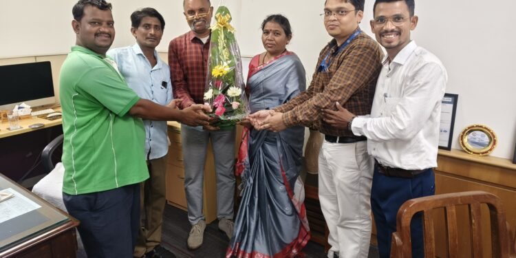 मुंबई पोर्ट प्राधिकरणाकडून इंदिरा नगर परिसर उजळला; वंचित बहुजन आघाडीचा पाठपुराव्याला यश