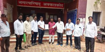 वंचित बहुजन आघाडीचा अक्कलकोट नगरपरिषदेला अर्धनग्न आंदोलनाचा इशारा