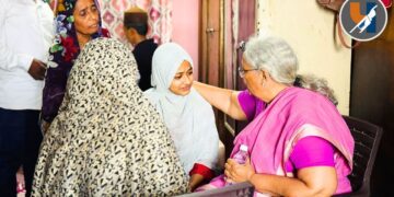 सोनखेड येथील मृत सादेख अली यांच्या कुटुंबीयांची अंजलीताई आंबेडकरांनी घेतली भेट